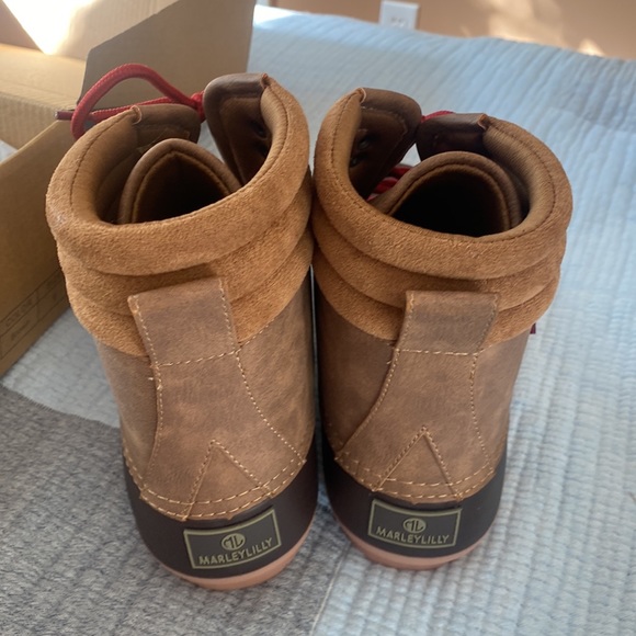 NWT MarleyLilly Duck Boots - Picture 2 of 6